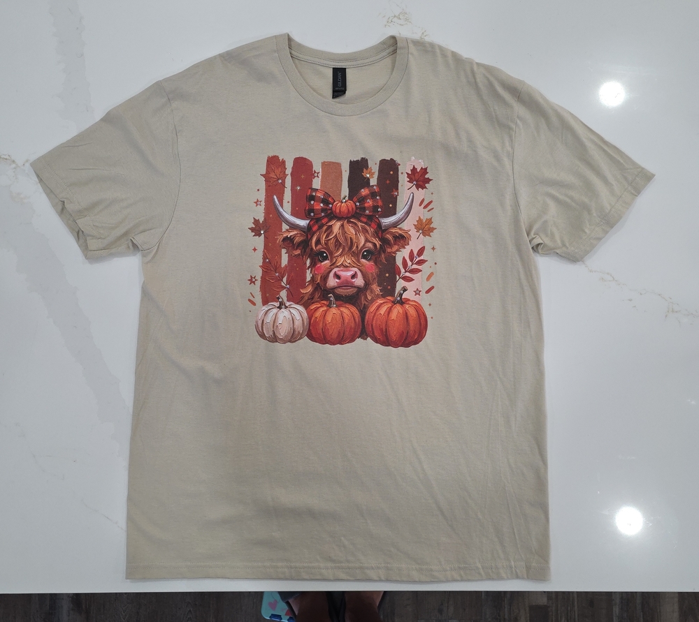 Gildan Beige Tee with Autumn Cow & Pumpkins Graphic
